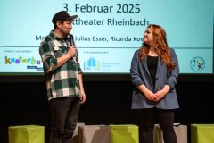 Julius Esser und Ricarda Kowalewski hatten auf der Bühne alles im Griff