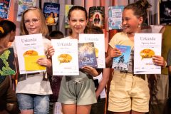 Mathea, Nora und Magdalena strahlen um die Wette